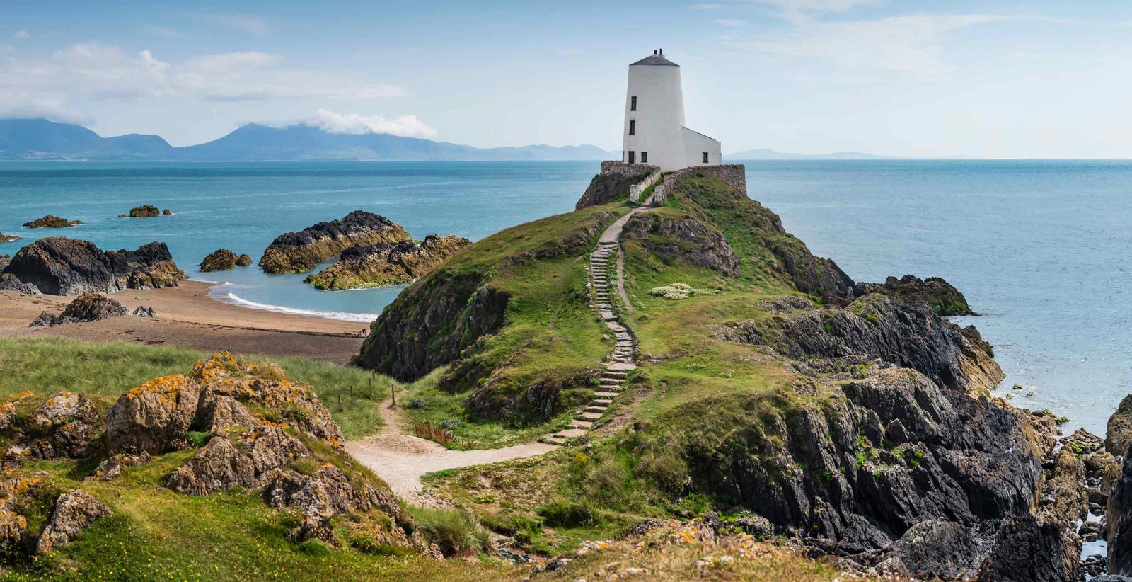 15 Best Things to Do and See in Wales