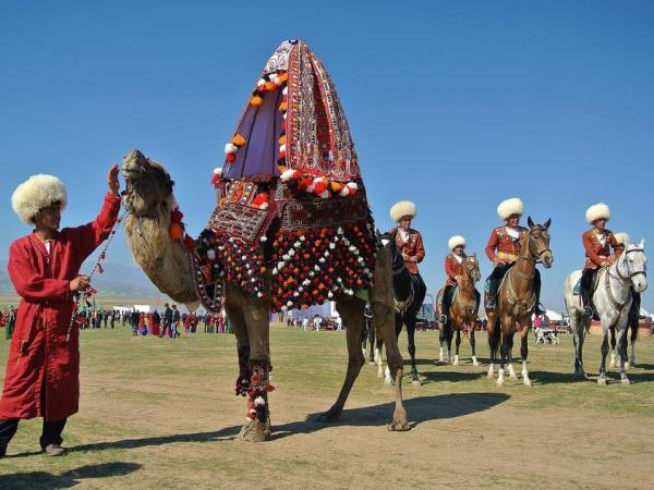 6 Popular Places to Visit in Turkmenistan