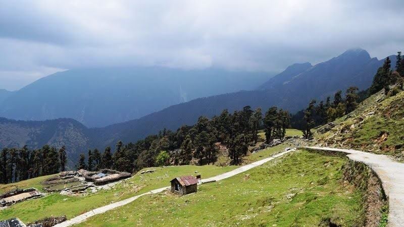 Trekking Tranquility: A Comparative Exploration of Chopta and Hampta Trek